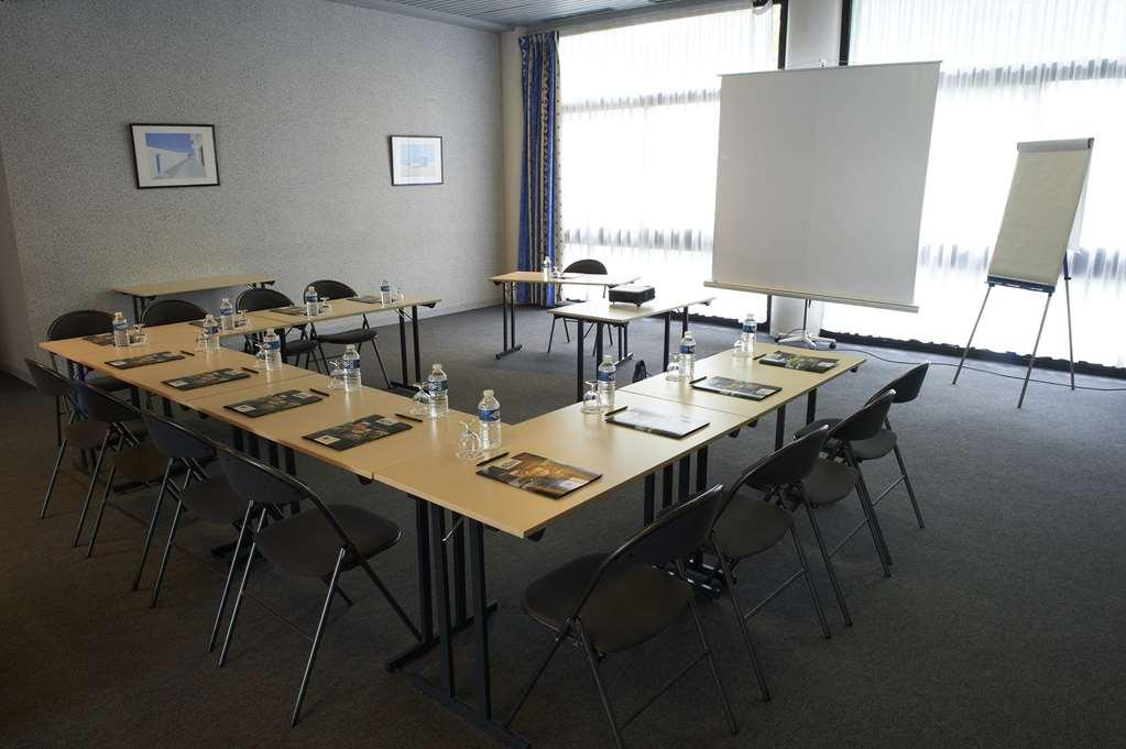 Brit Hotel Du Lac Saint-Paul-les-Dax Facilities photo